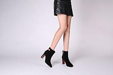 研究发现：女玩家更喜欢扮演性感角色